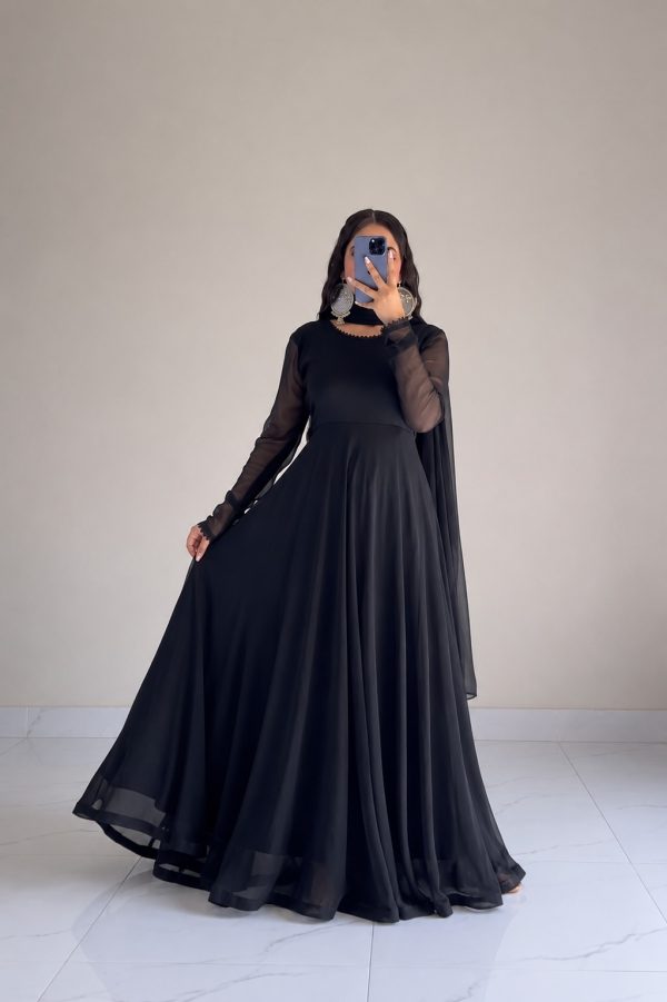 Sham-e-Laal 3PCS Suit with Chiffon Dupatta